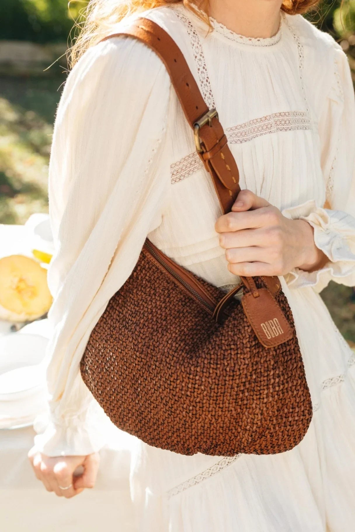 BIBA - Sac à main en cuir tressé marron