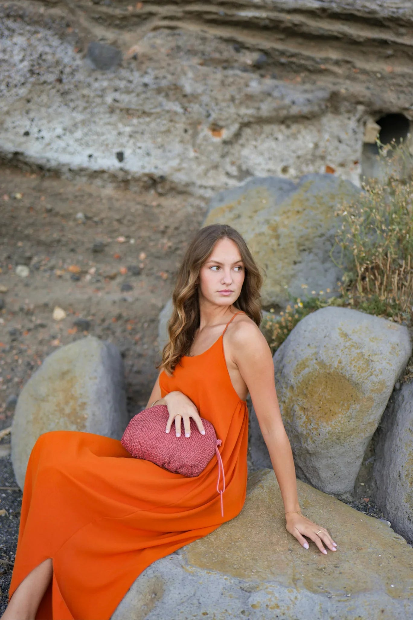 Petit sac à main tressé fin - fermeture magnétique - sac en bandoulière - pochette soirée