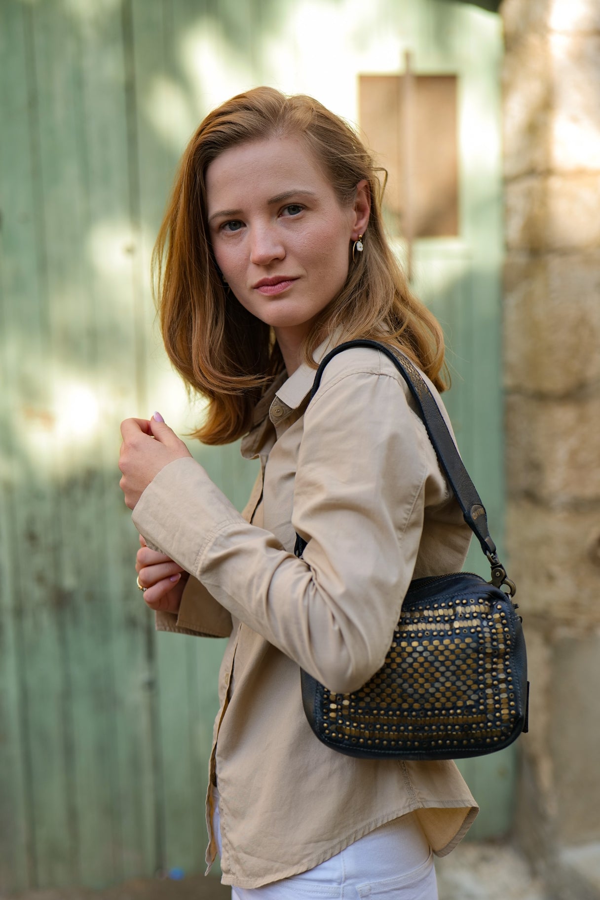 Biba Lovington - petit sac en cuir couleur pétrole avec détails dorés - Nappa maroquinerie