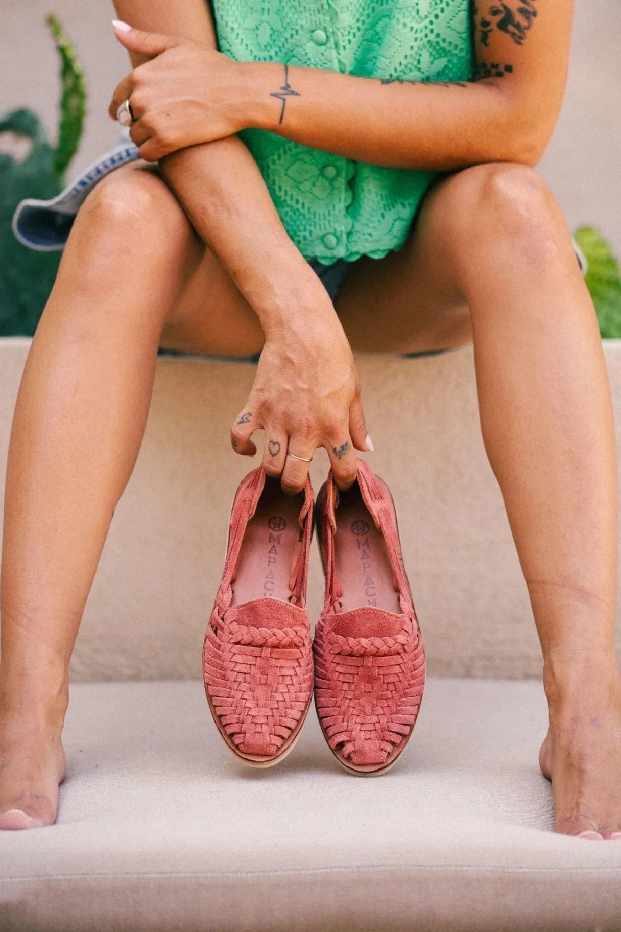 mocassins femme cuir framboise tressé mapache