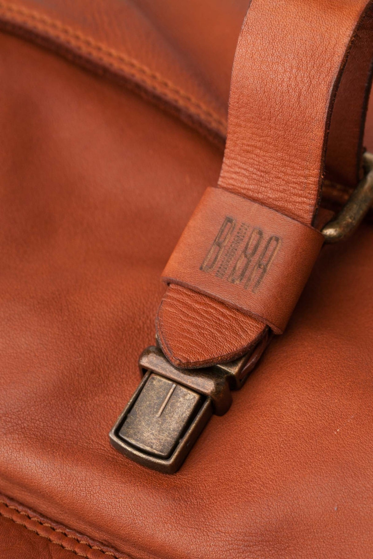 BIBA - Sac à dos en cuir