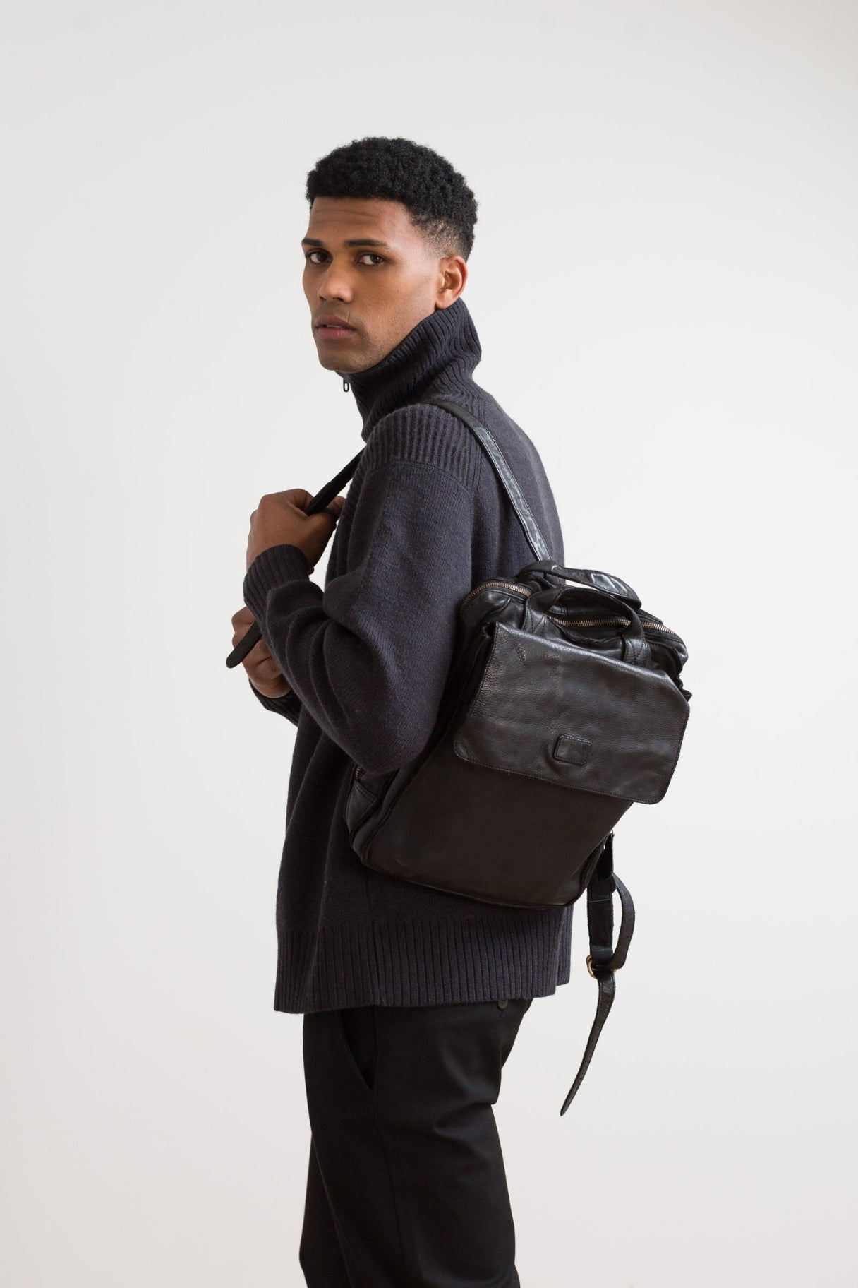 Sac à dos en cuir noir - HERITAGE