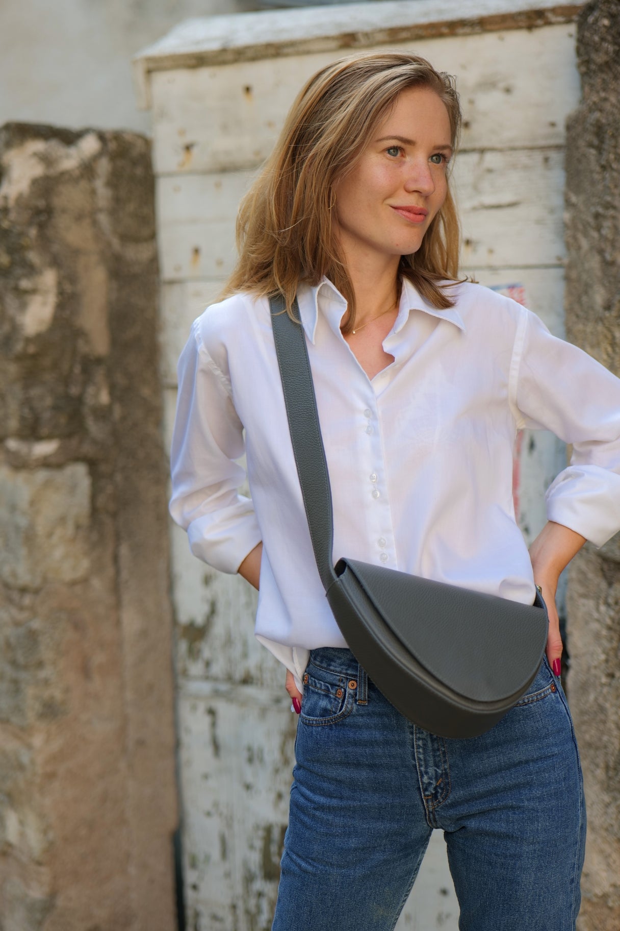 Sac banane en cuir gris - Nappa maroquinerie