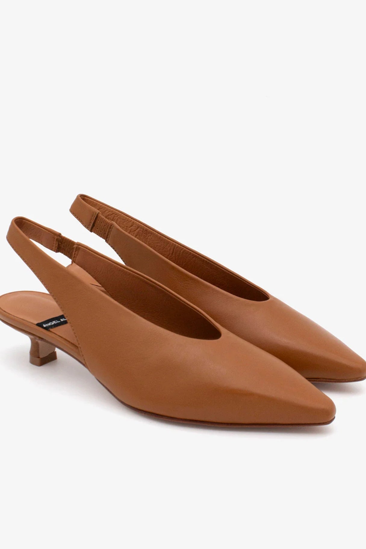 Sonia – Escarpins slingback femme en cuir camel, talon 3,5 cm – Ángel Alarcón