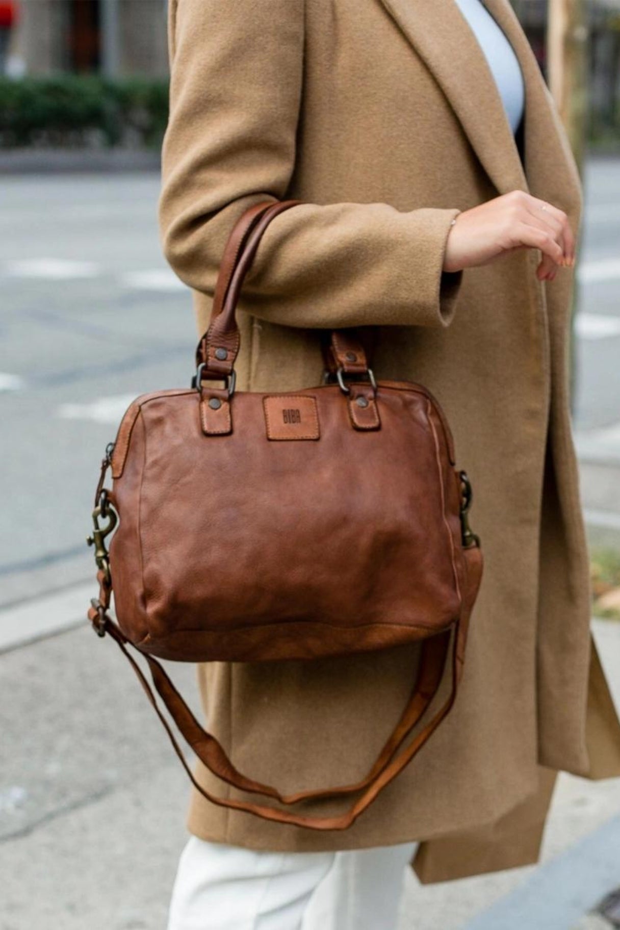 Sac bowling en cuir de vachette lavé - Marron ou noir